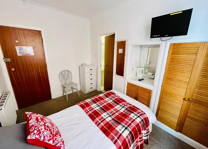 Chatsworth Hotel